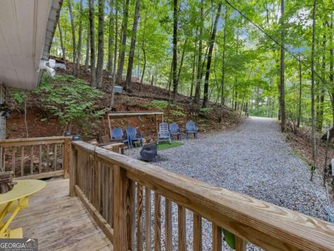 87 Garden Lane Cleveland GA 30528