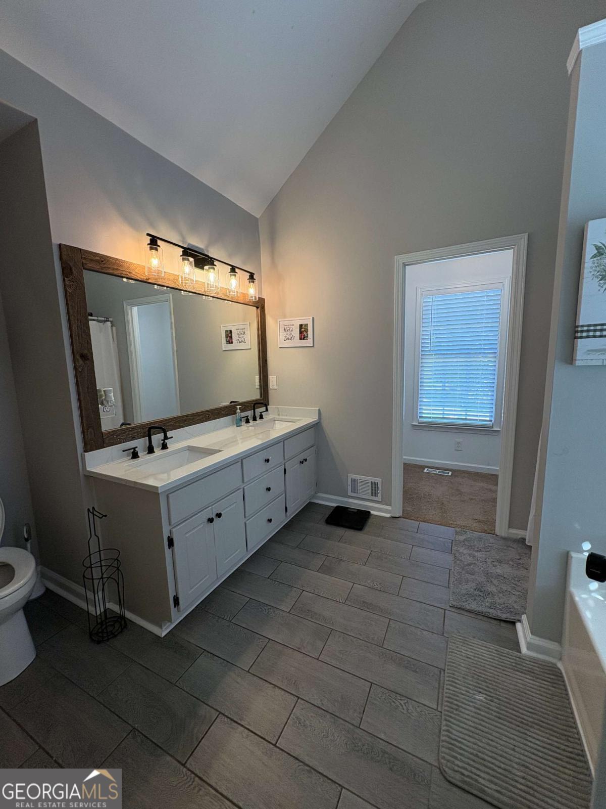 180 Blacks Mill Trace E Dawsonville GA 30534