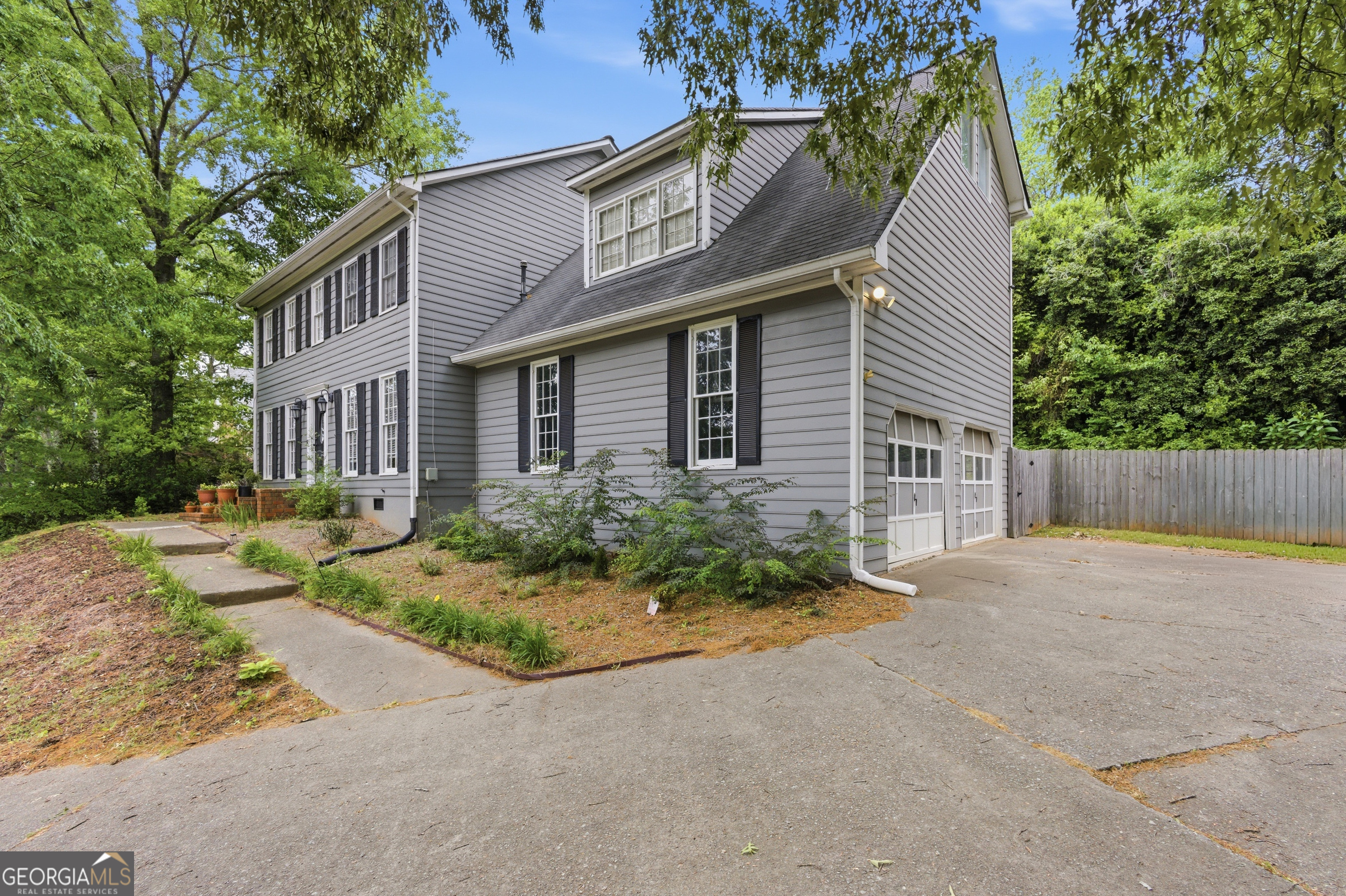 206 Comstock Court Lawrenceville GA 30044
