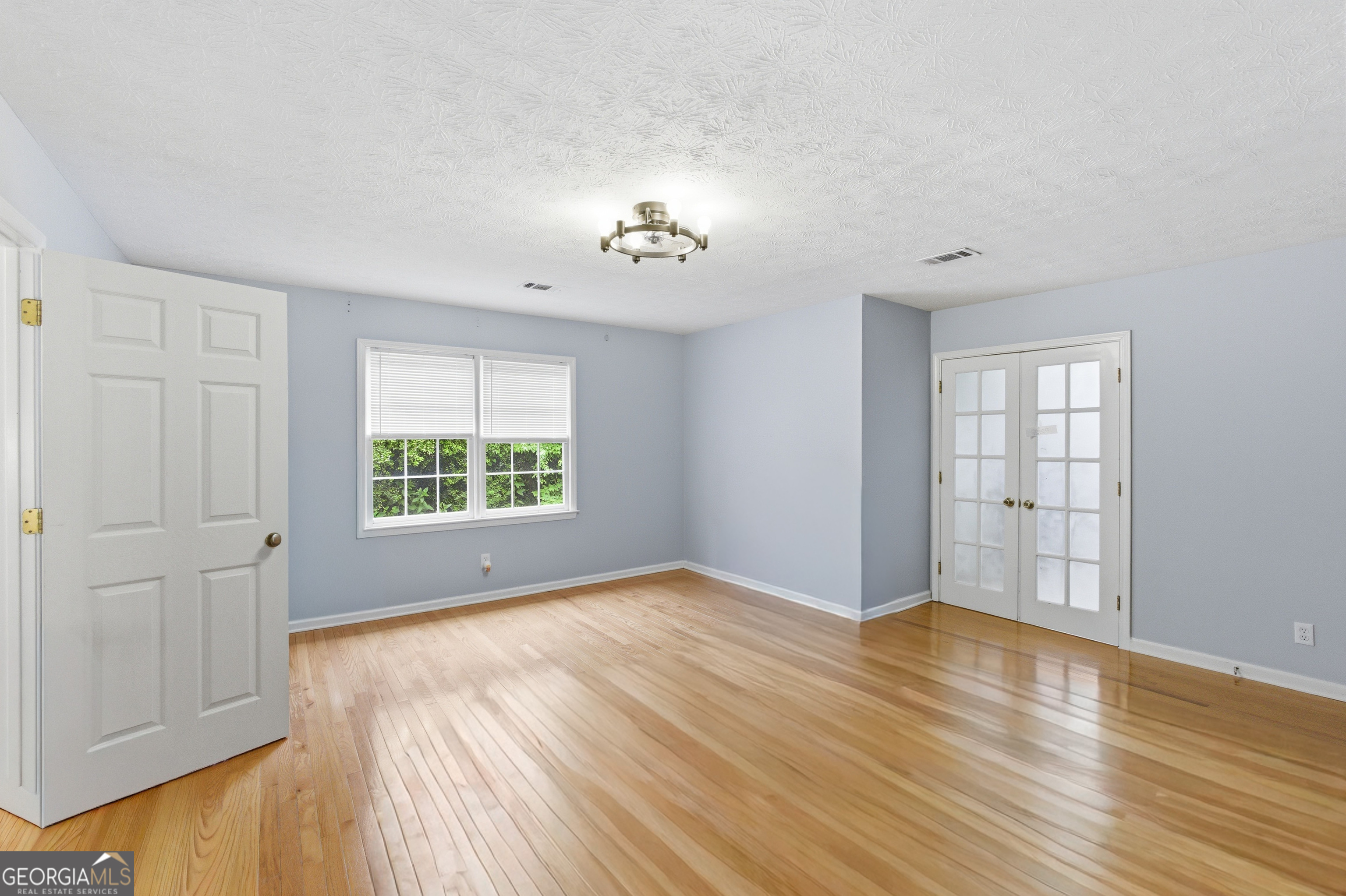 206 Comstock Court Lawrenceville GA 30044