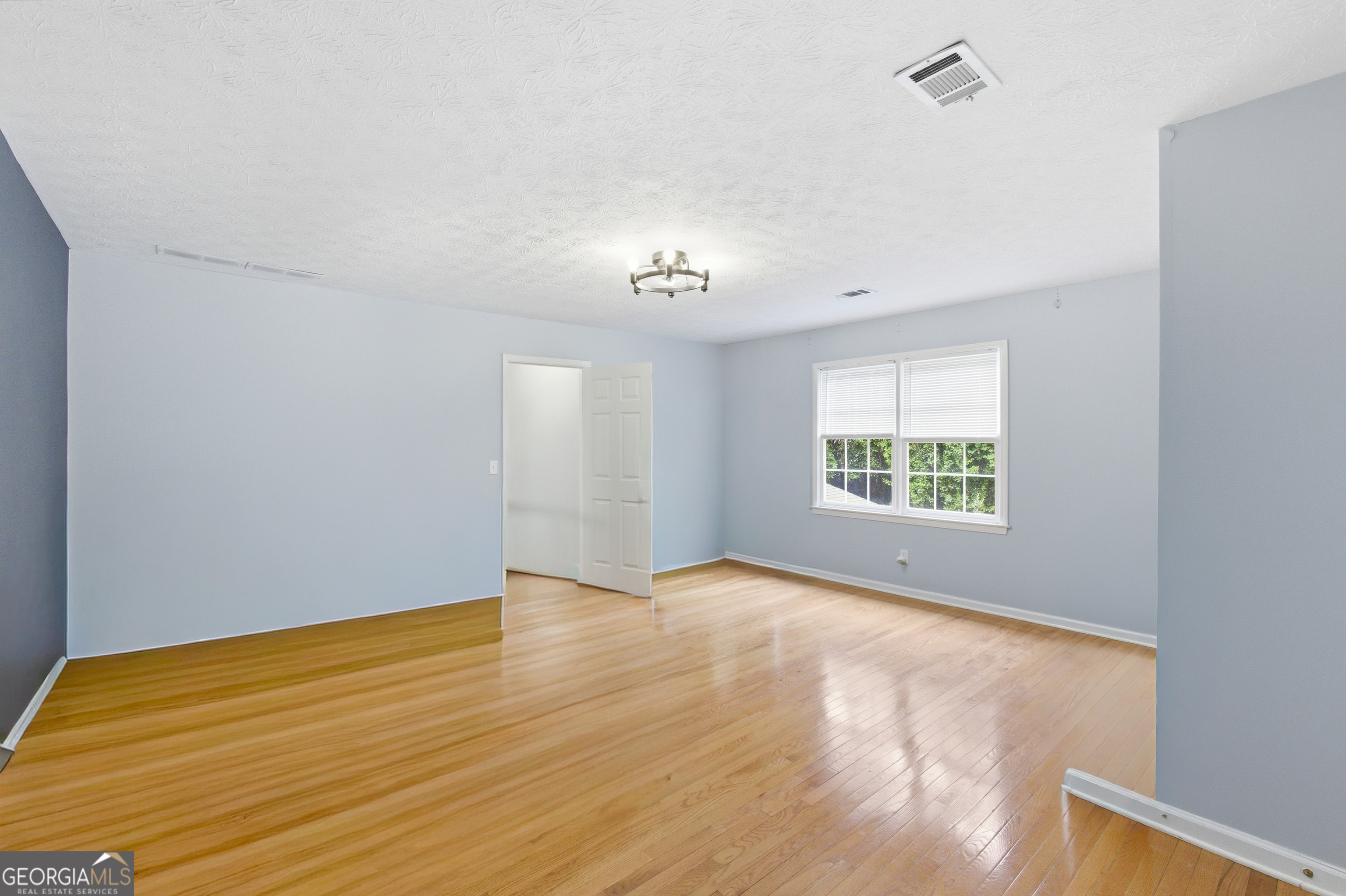 206 Comstock Court Lawrenceville GA 30044