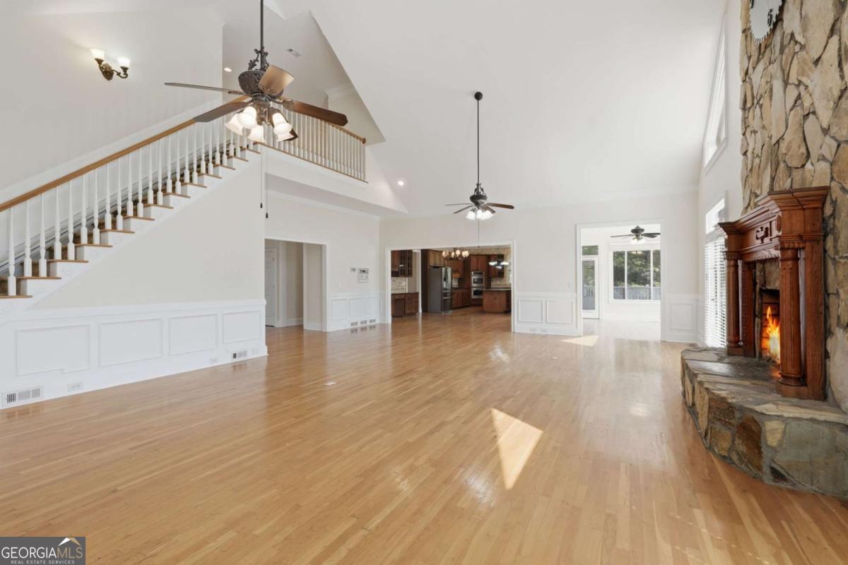1202 Hodges Circle Mansfield GA 30055