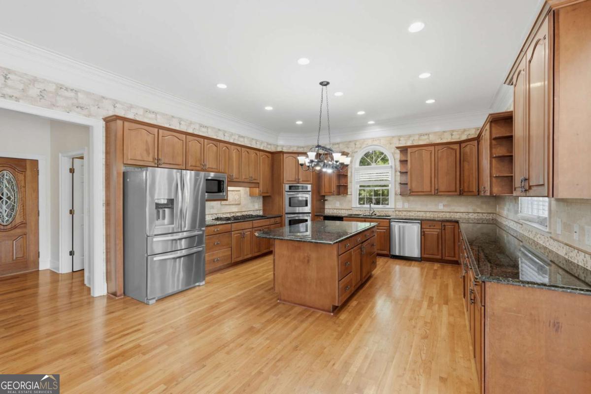 1202 Hodges Circle Mansfield GA 30055