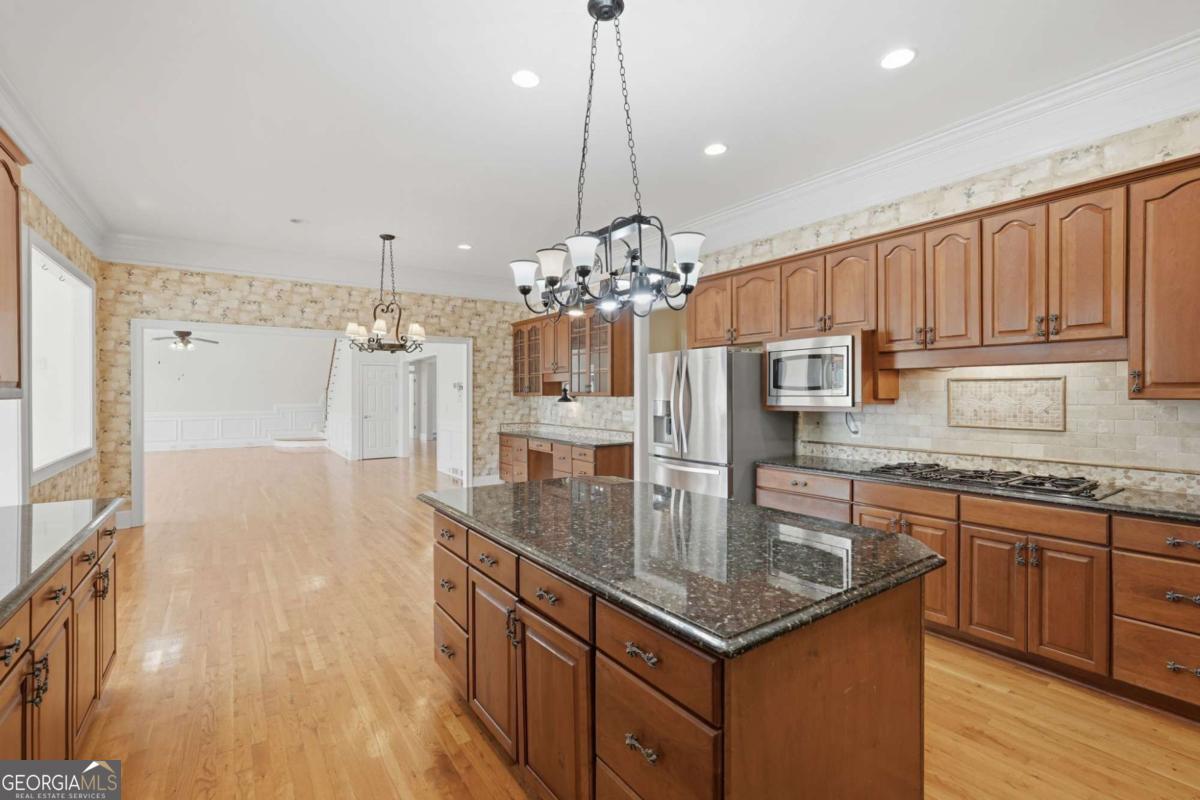 1202 Hodges Circle Mansfield GA 30055