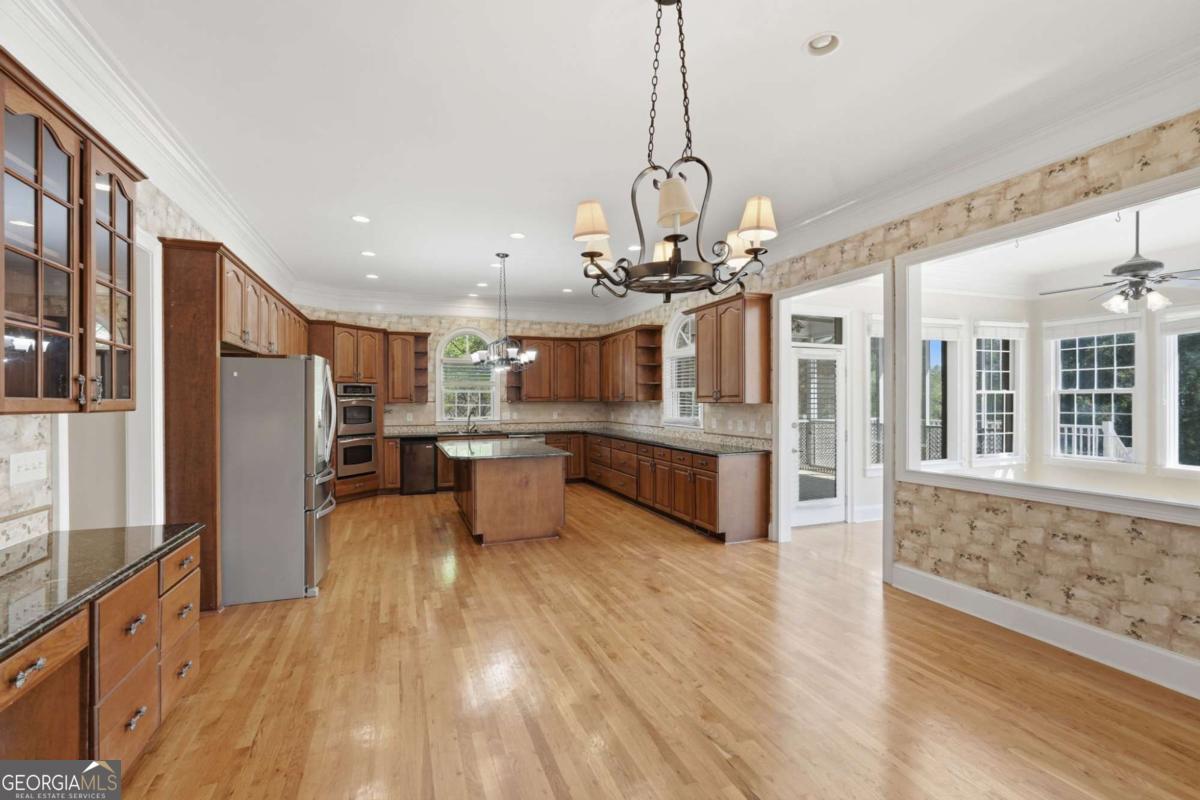 1202 Hodges Circle Mansfield GA 30055