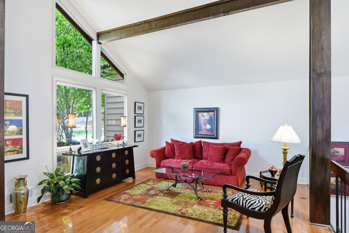 270 Lakeview Ridge W Roswell GA 30076