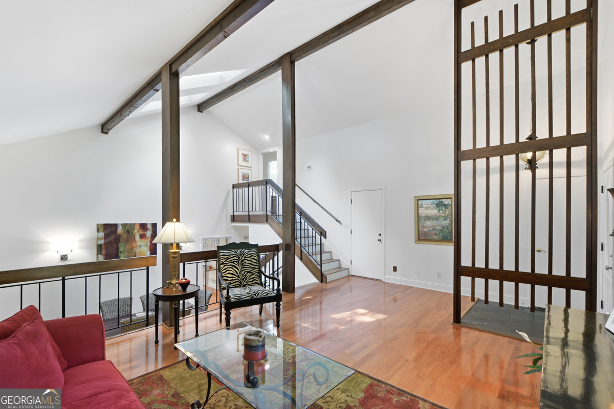 270 Lakeview Ridge W Roswell GA 30076