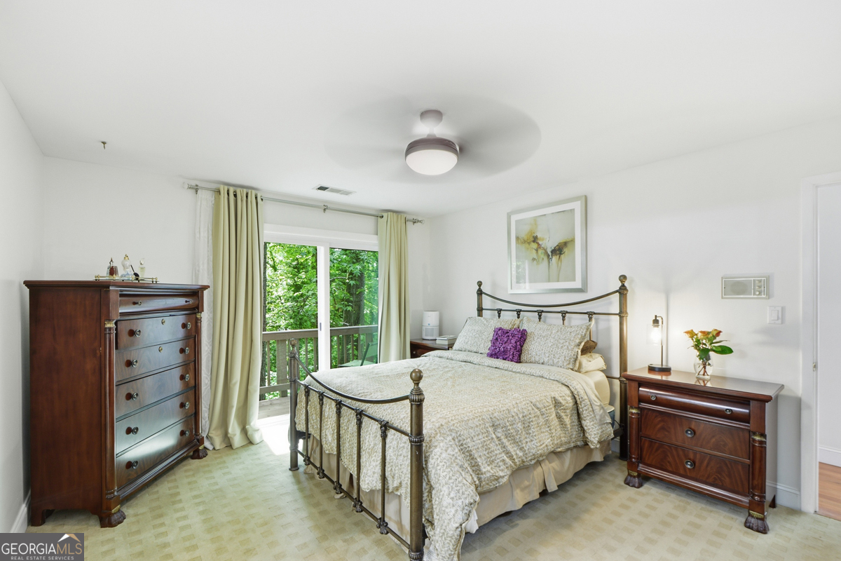 270 Lakeview Ridge W Roswell GA 30076