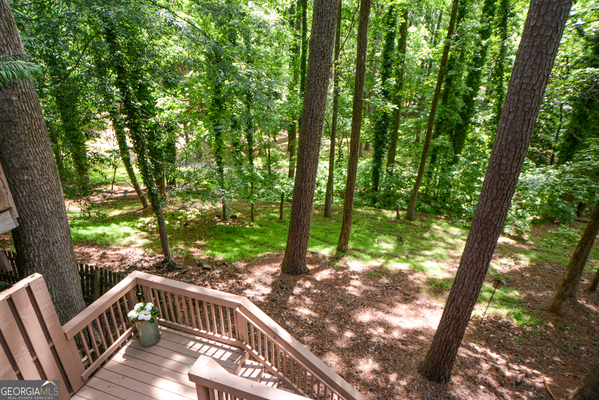 270 Lakeview Ridge W Roswell GA 30076