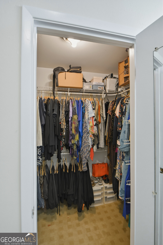 270 Lakeview Ridge W Roswell GA 30076