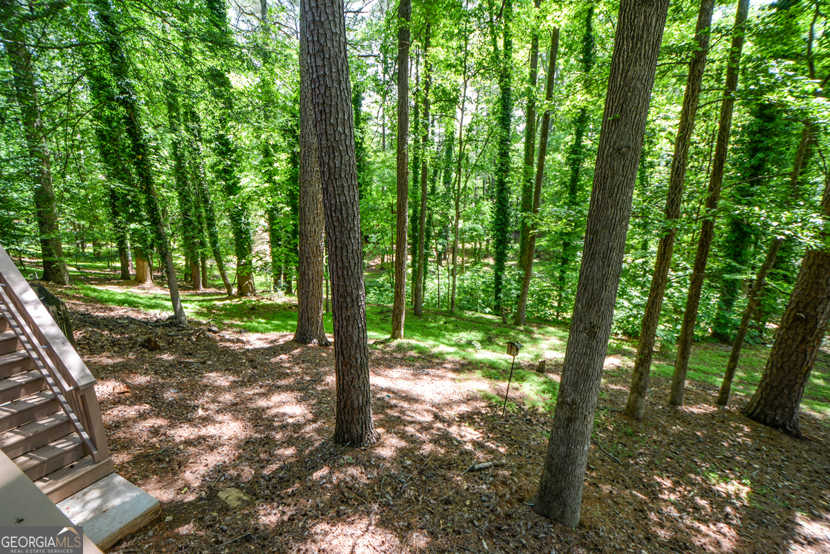 270 Lakeview Ridge W Roswell GA 30076