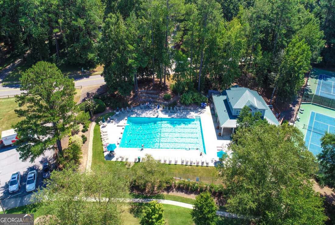 270 Lakeview Ridge W Roswell GA 30076