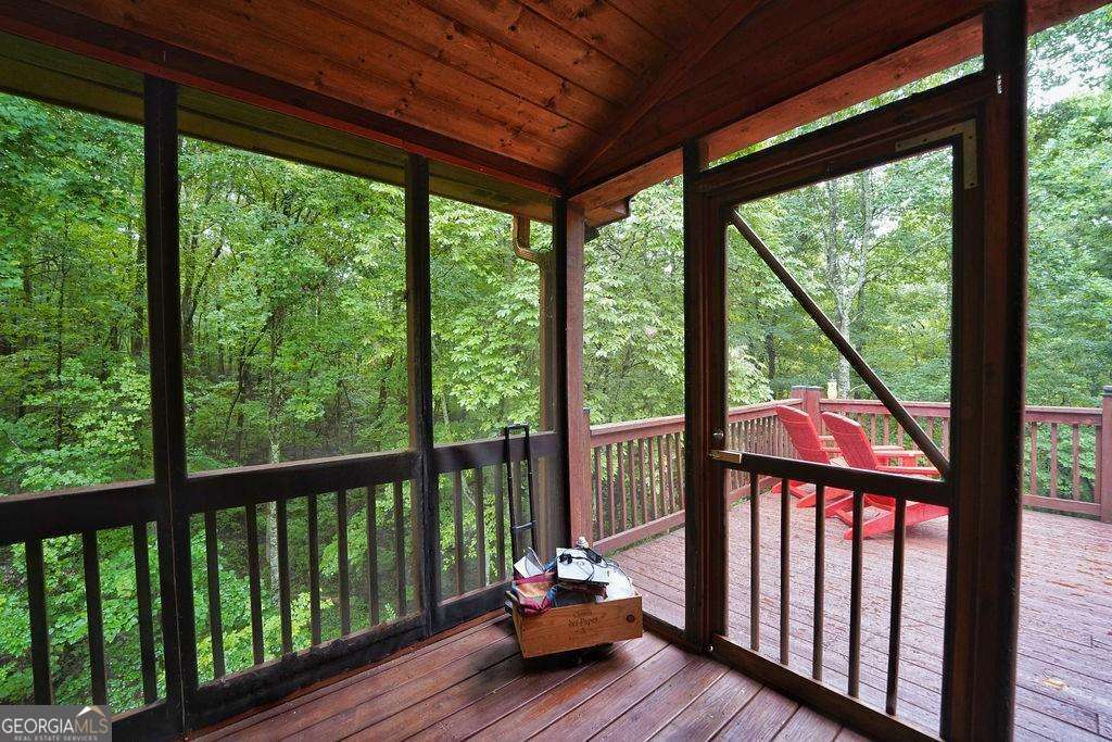85 Hunter Drive Talking Rock GA 30175