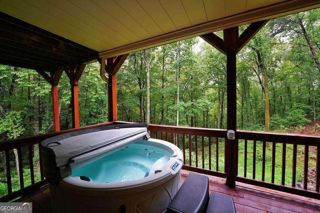 85 Hunter Drive Talking Rock GA 30175