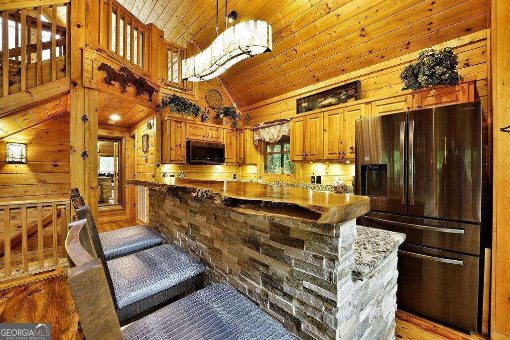 85 Hunter Drive Talking Rock GA 30175