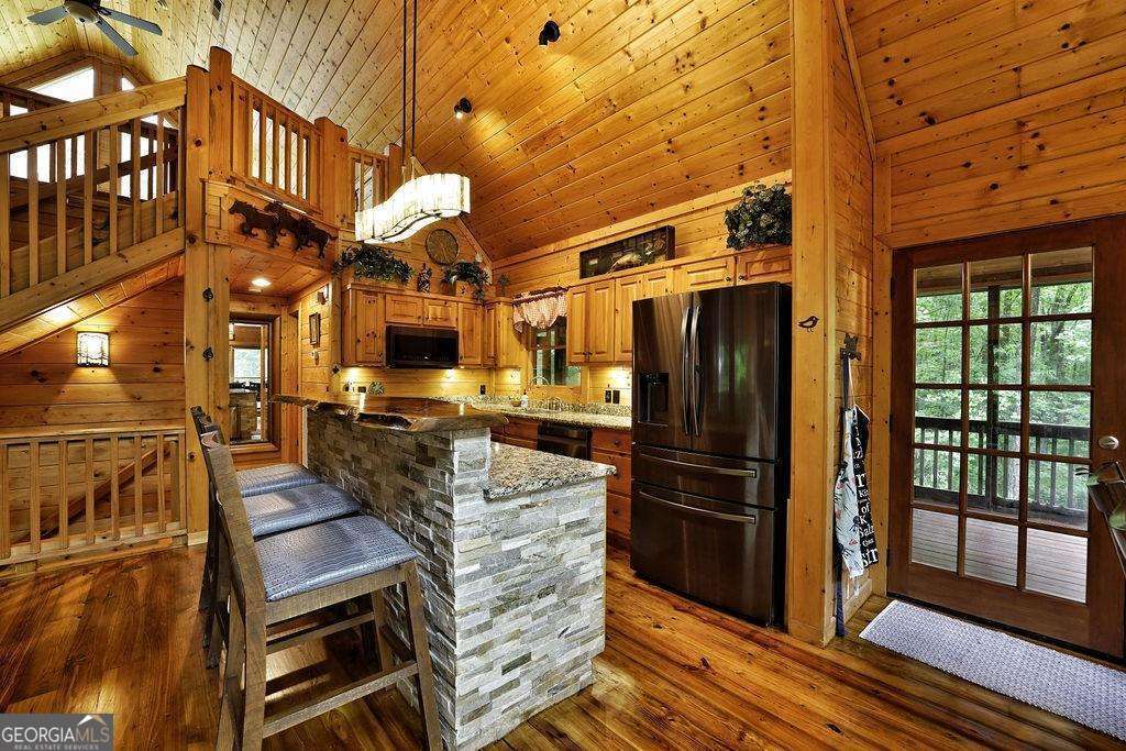 85 Hunter Drive Talking Rock GA 30175