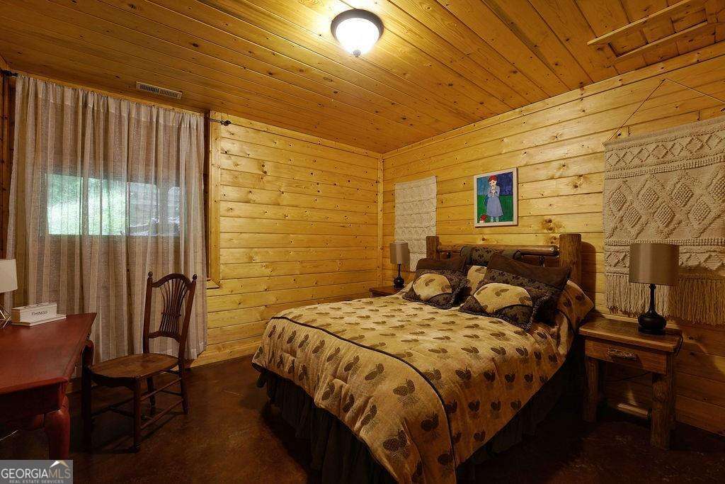 85 Hunter Drive Talking Rock GA 30175