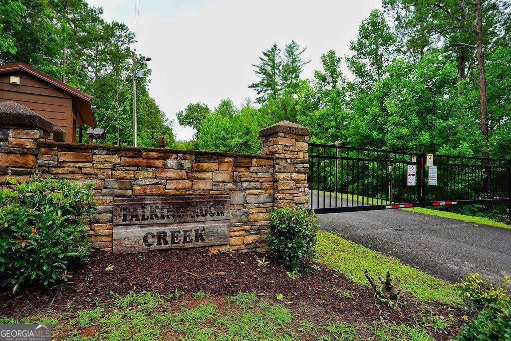 85 Hunter Drive Talking Rock GA 30175
