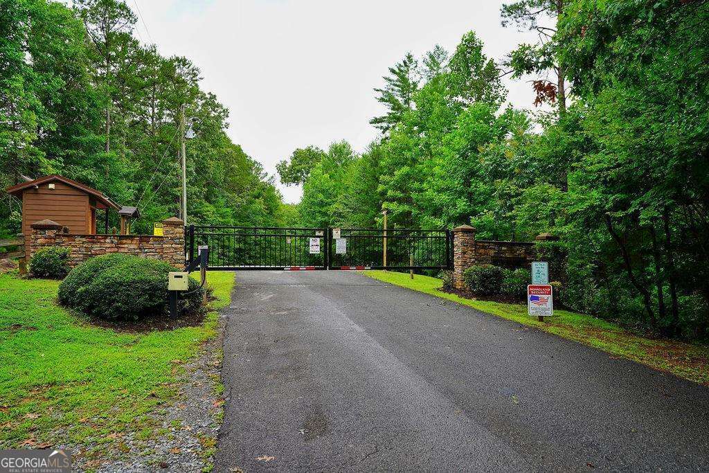 85 Hunter Drive Talking Rock GA 30175