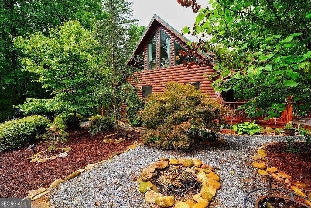 85 Hunter Drive Talking Rock GA 30175