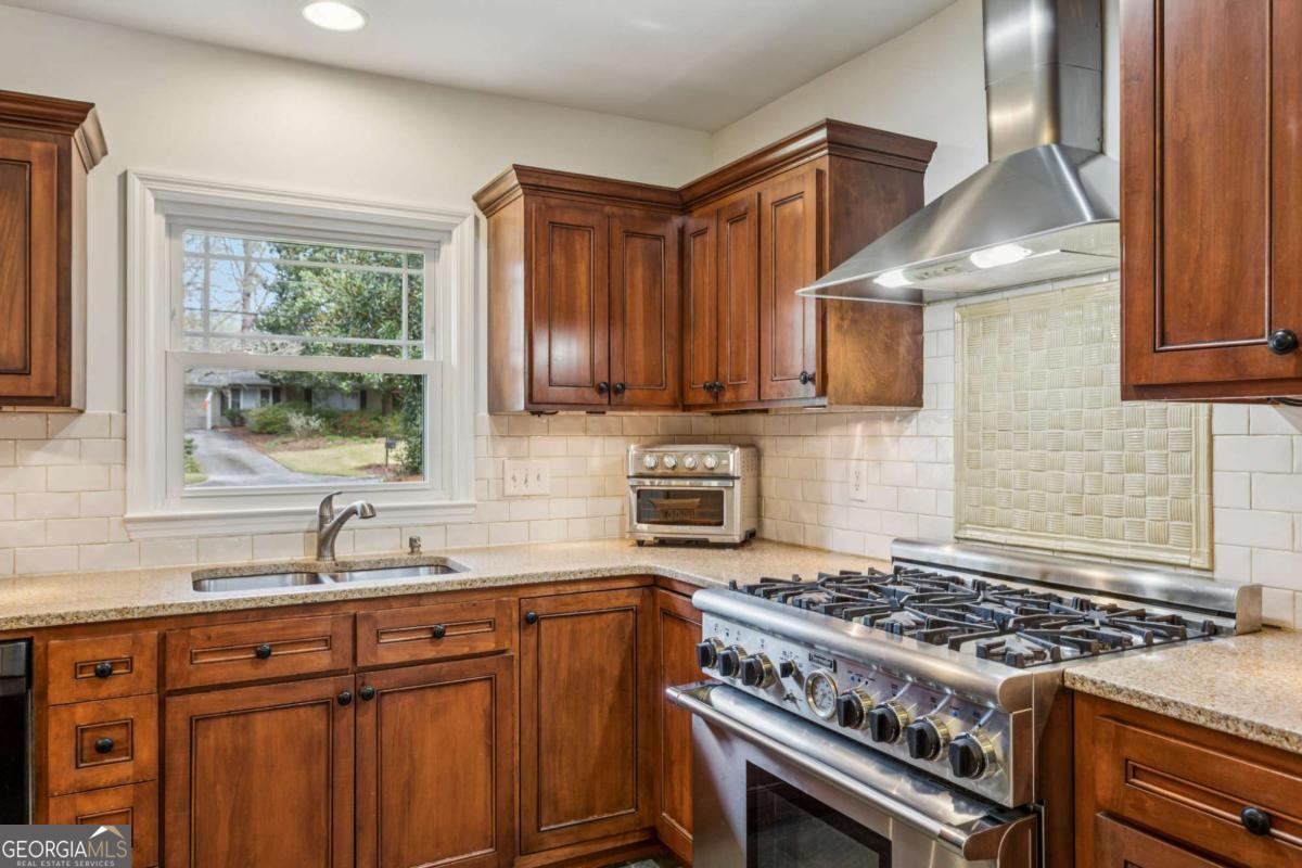 3384 Pine Meadow Road NW Atlanta GA 30327