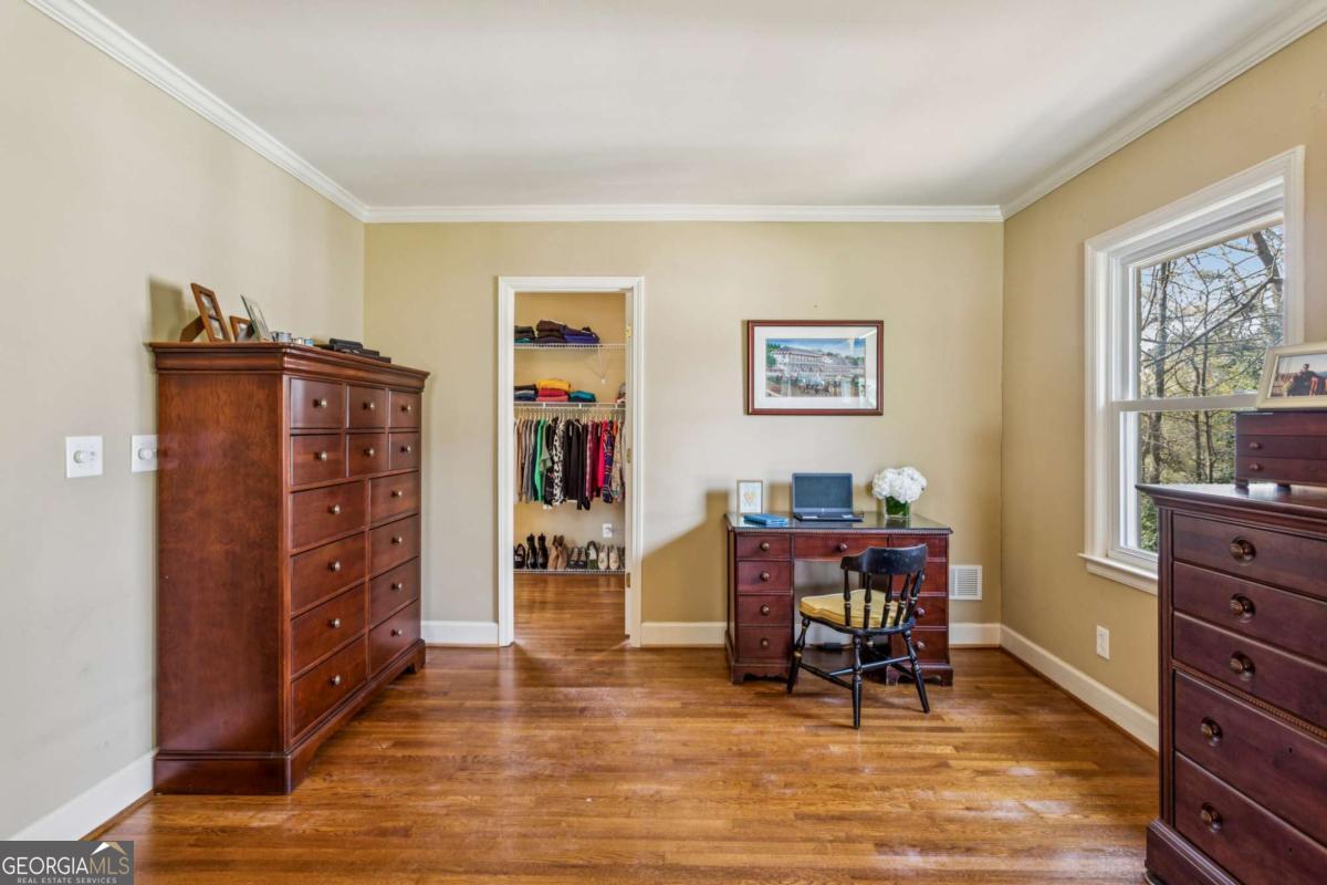 3384 Pine Meadow Road NW Atlanta GA 30327