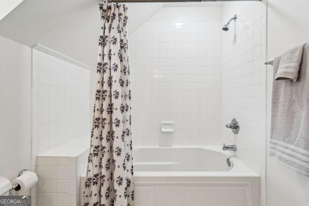 3384 Pine Meadow Road NW Atlanta GA 30327
