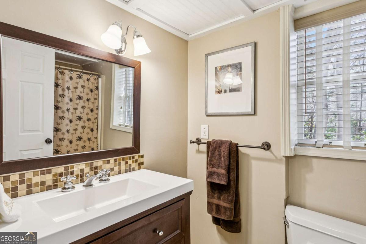 3384 Pine Meadow Road NW Atlanta GA 30327