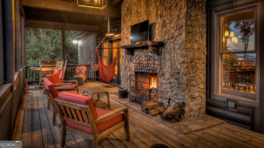 239 Ridge Top Drive Ellijay GA 30536