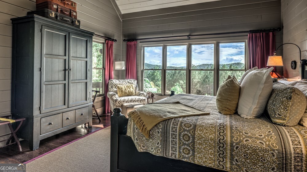 239 Ridge Top Drive Ellijay GA 30536
