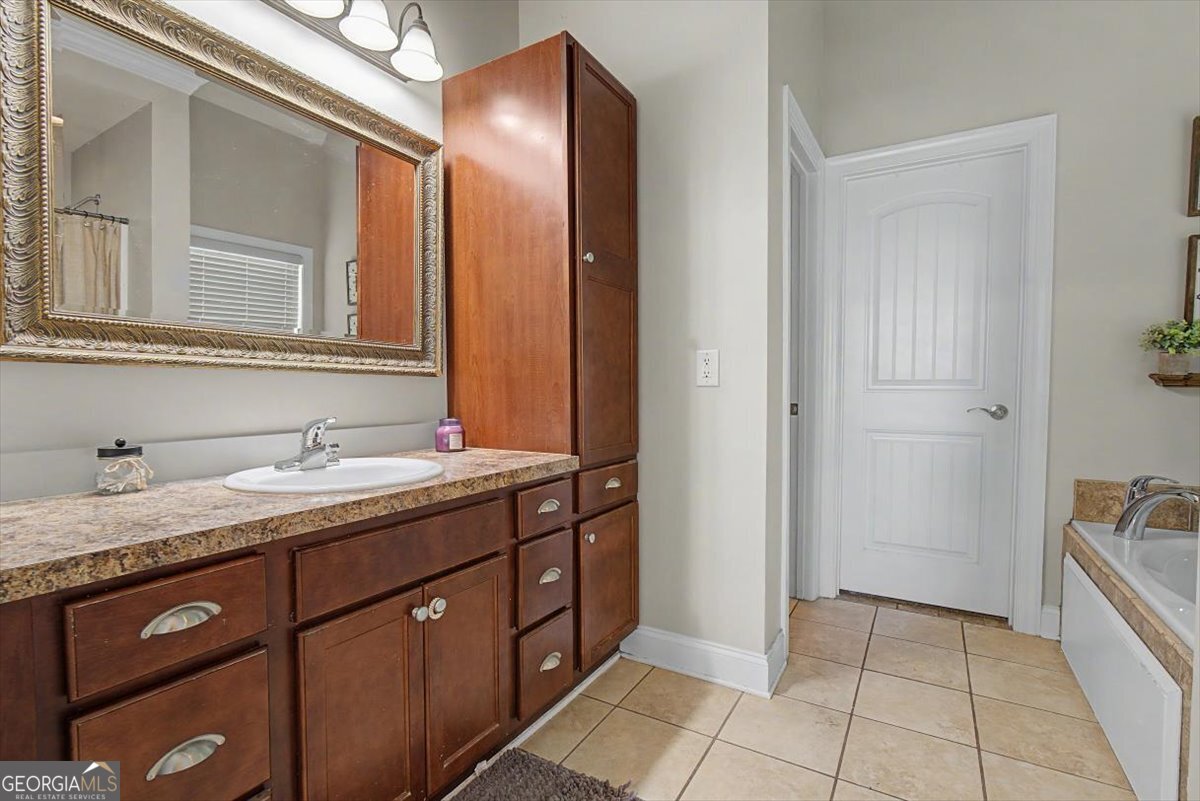 17 Maple Grove Drive Adairsville GA 30103