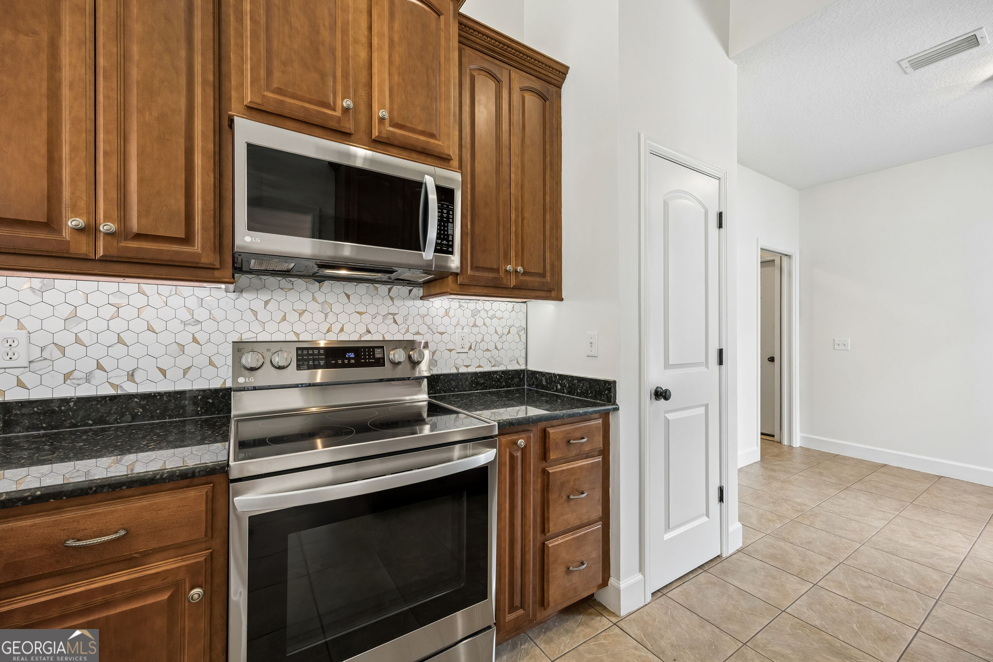 208 Waters Edge Drive Kingsland GA 31548