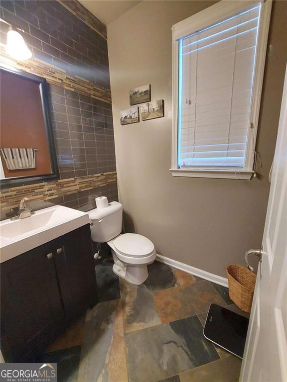 2687 High Creek Run Dacula GA 30019