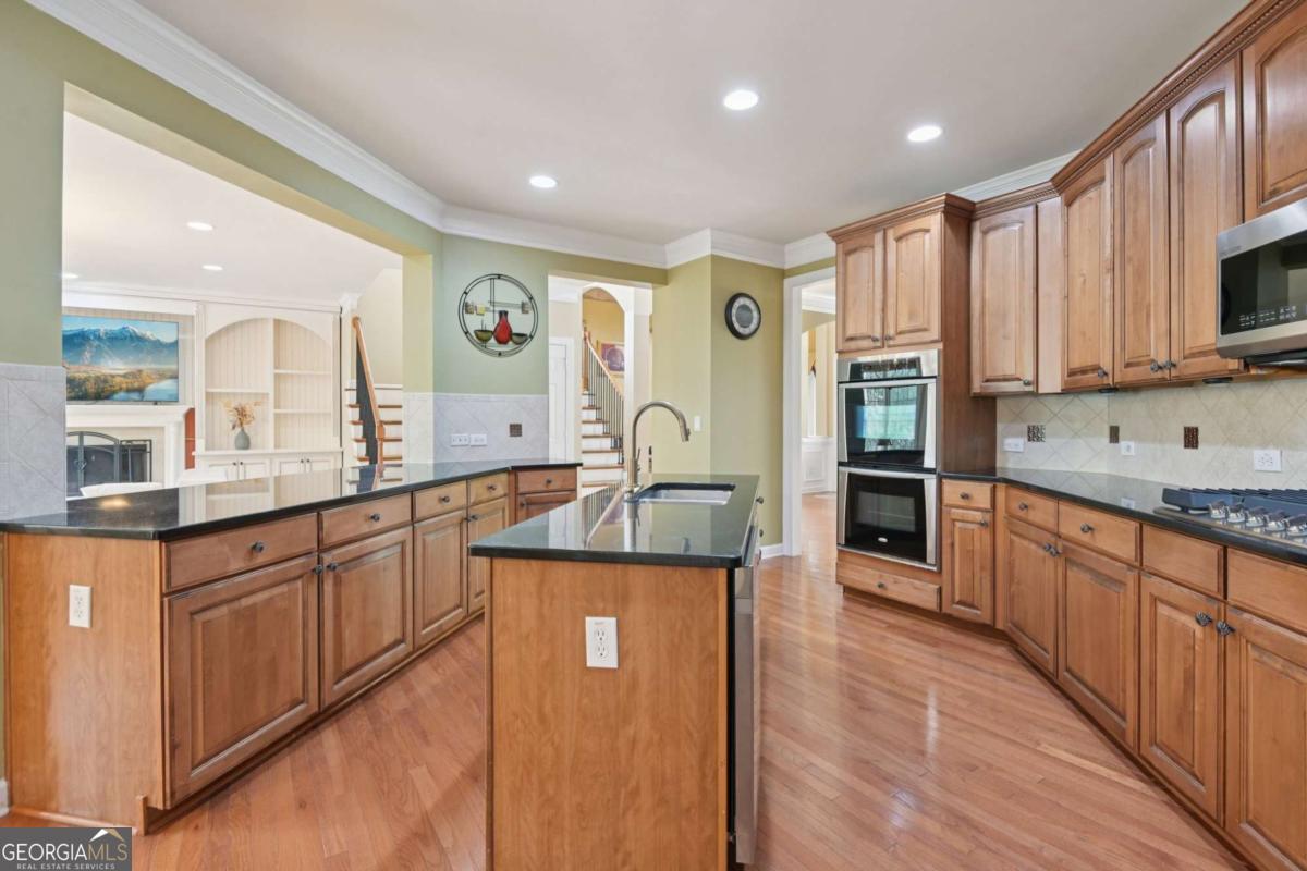 1842 Belmont Creek Pointe Suwanee GA 30024