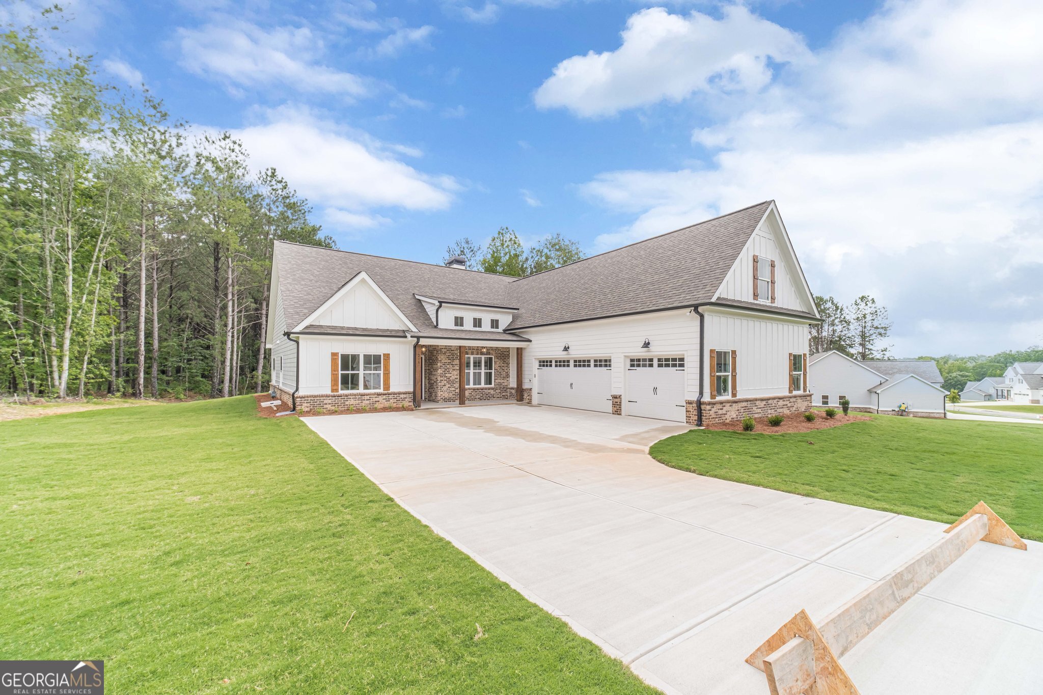 215 Pinewood Drive Covington GA 30014