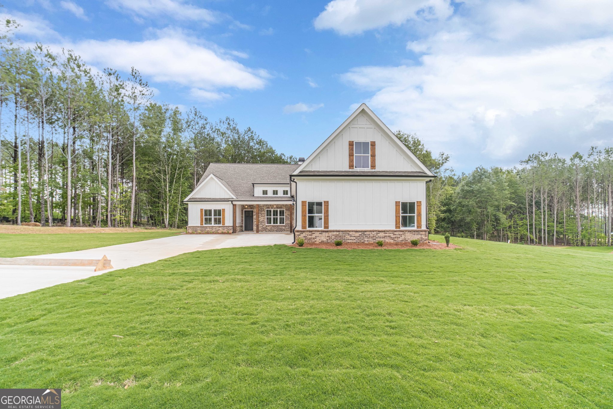 215 Pinewood Drive Covington GA 30014