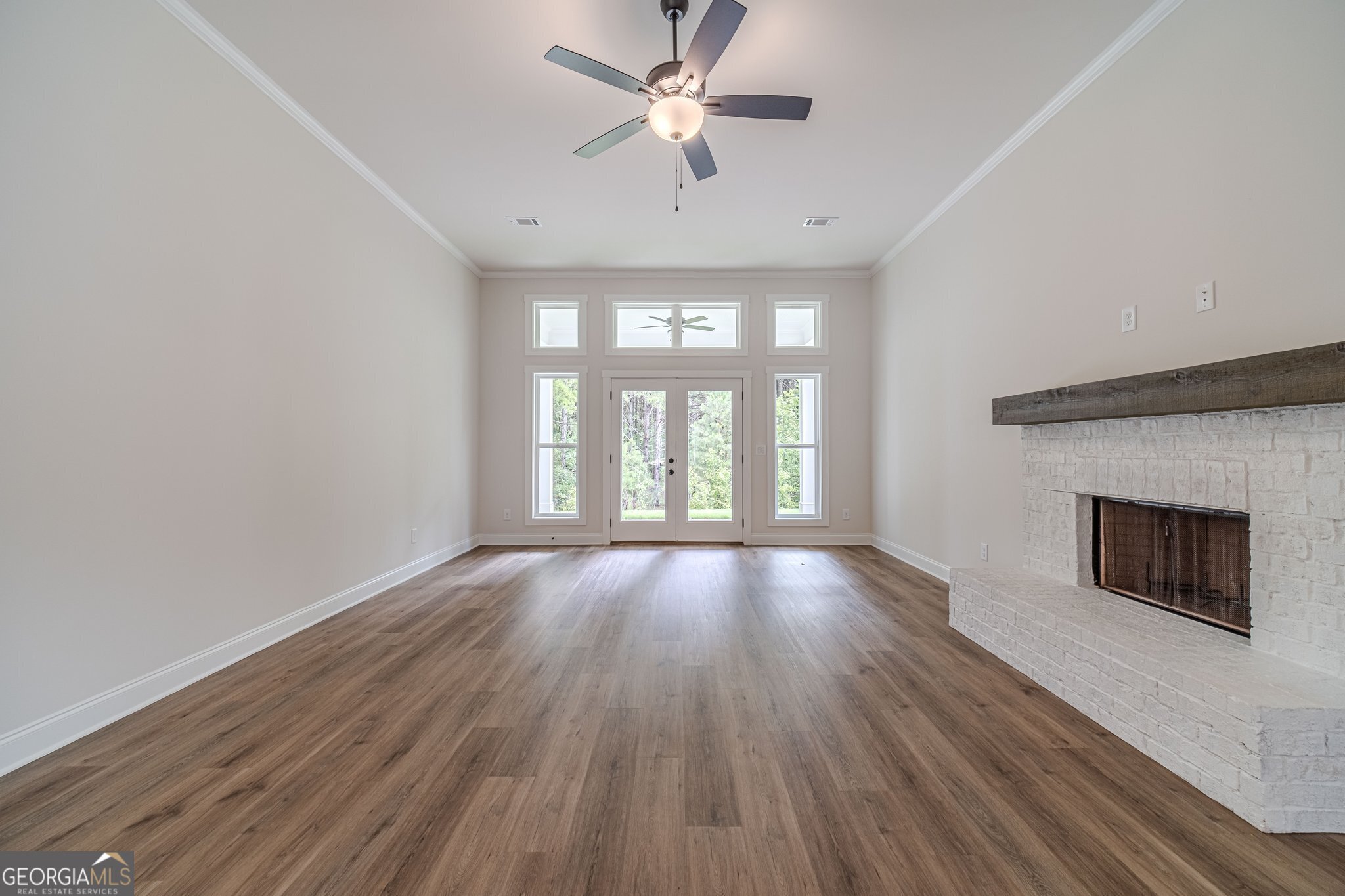 215 Pinewood Drive Covington GA 30014