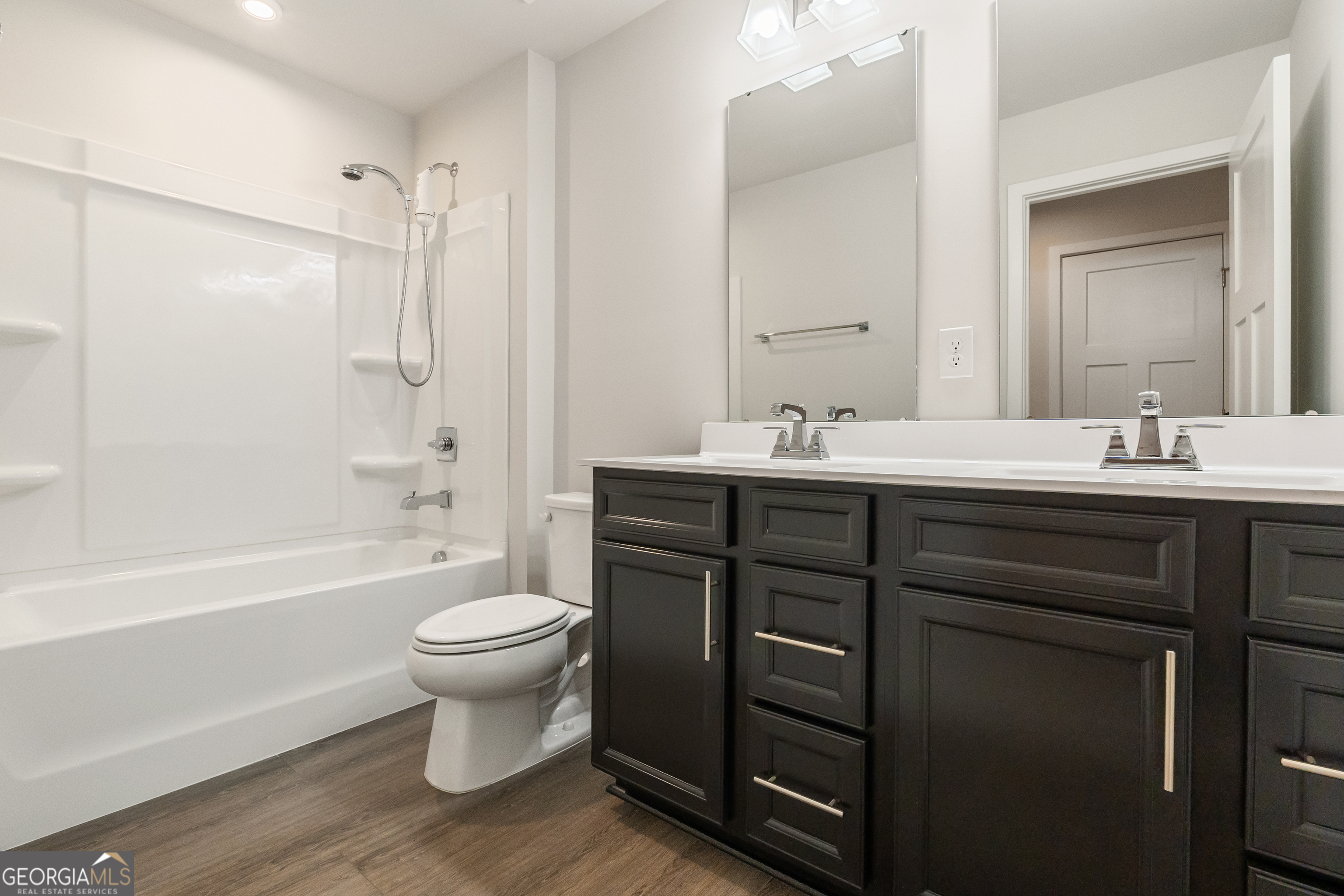 21 Red Lane Hoschton GA 30548