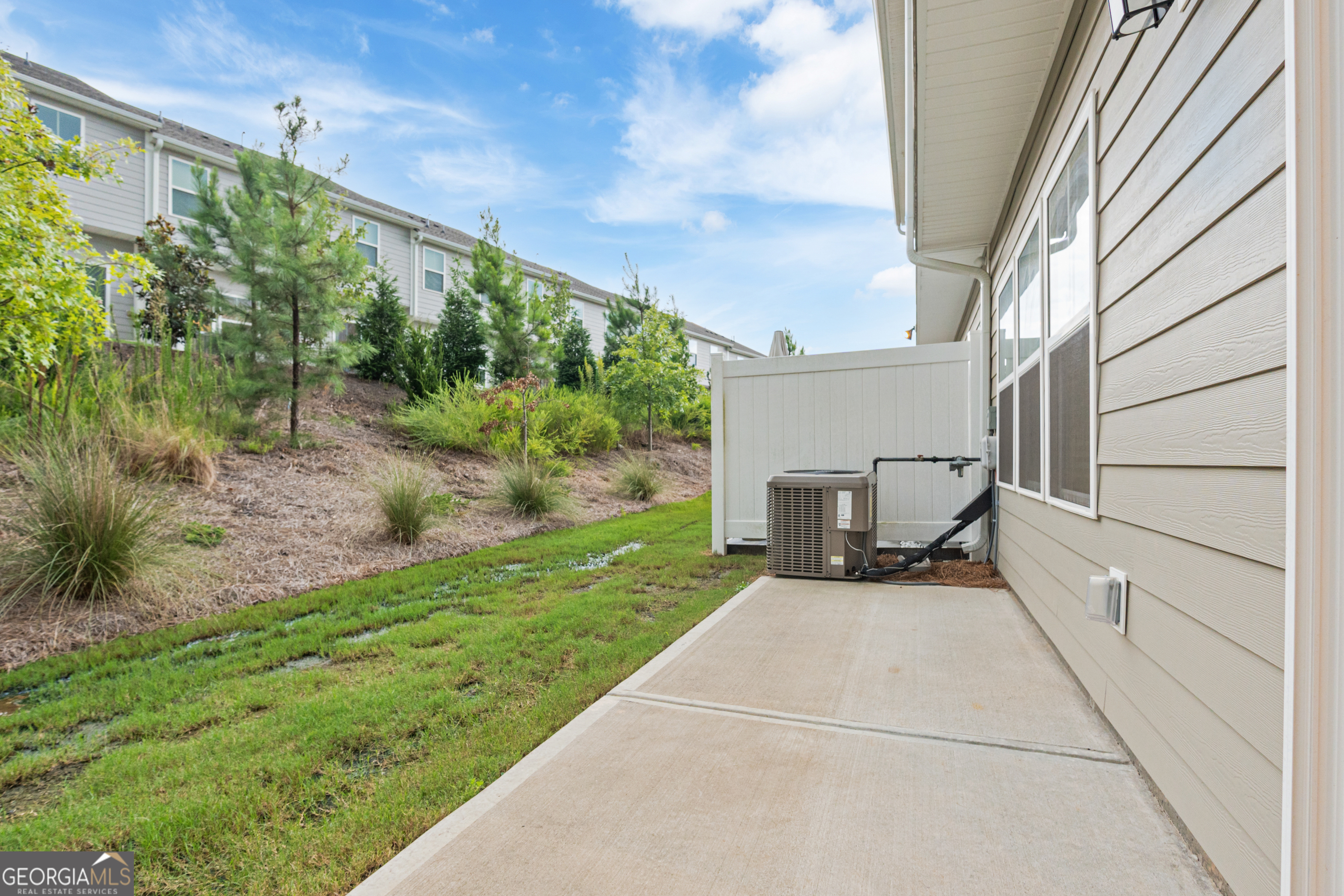 21 Red Lane Hoschton GA 30548