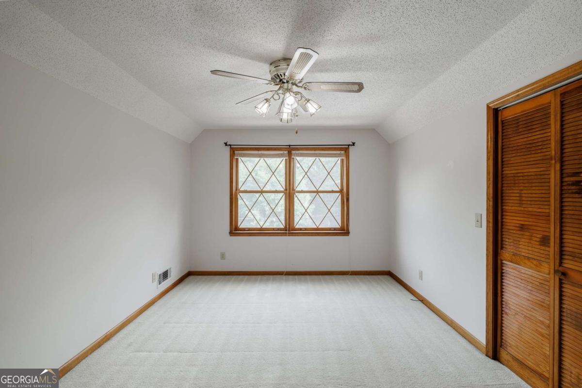 1967 Calhoun Falls Highway Elberton GA 30635
