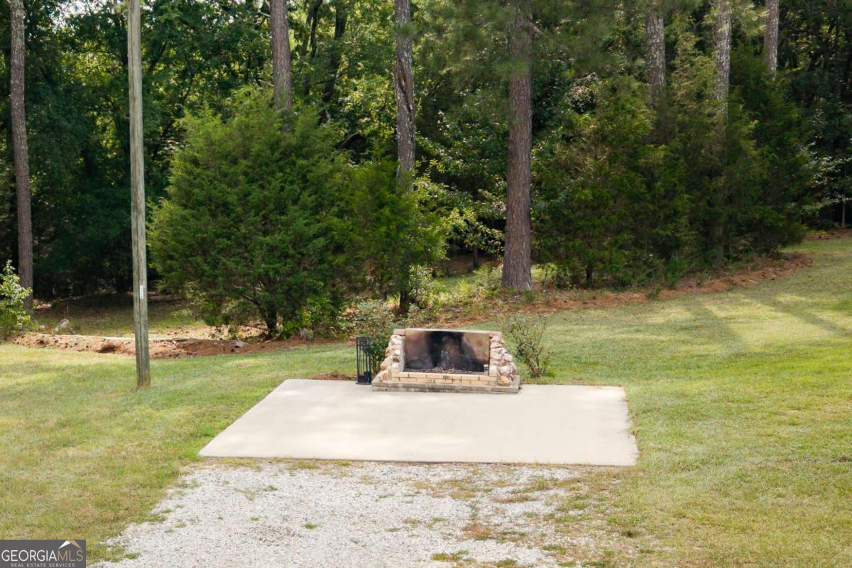 1967 Calhoun Falls Highway Elberton GA 30635