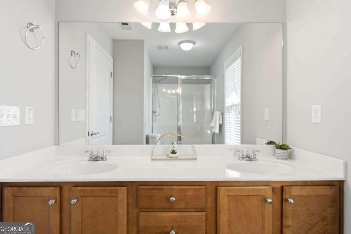 502 Arden Close Woodstock GA 30188