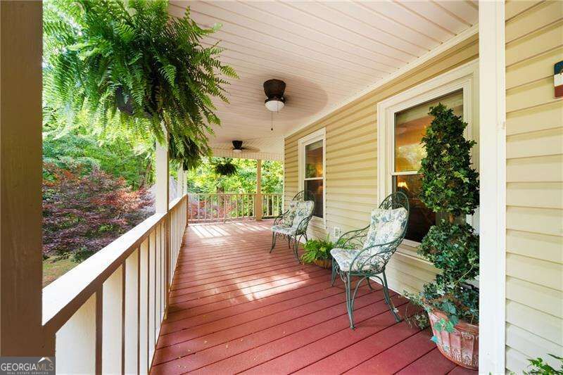 31 Fawn Lake Trail NE White GA 30184