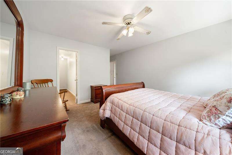 31 Fawn Lake Trail NE White GA 30184