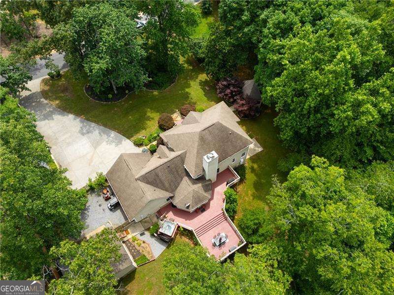 31 Fawn Lake Trail NE White GA 30184