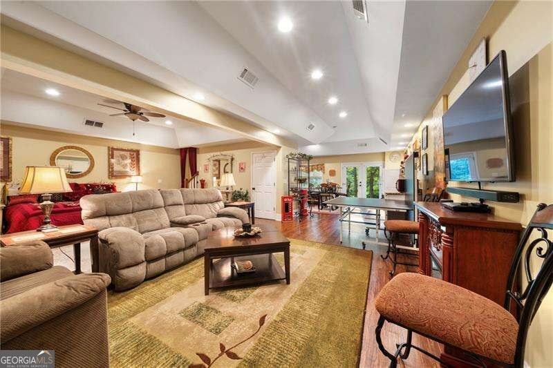 31 Fawn Lake Trail NE White GA 30184
