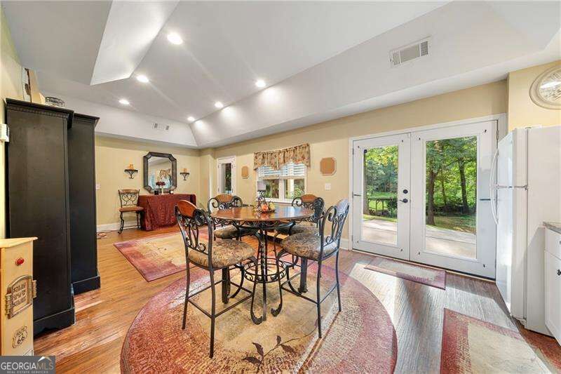 31 Fawn Lake Trail NE White GA 30184