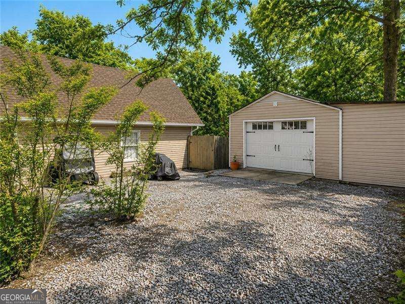 31 Fawn Lake Trail NE White GA 30184