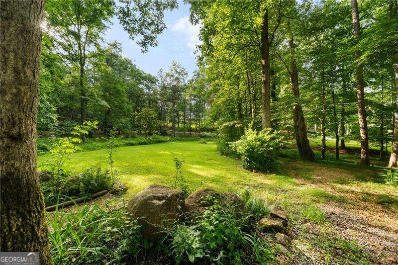 31 Fawn Lake Trail NE White GA 30184