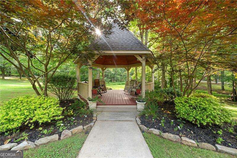 31 Fawn Lake Trail NE White GA 30184